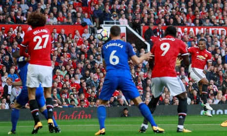 Antonio Valenia goal, Manchester United v Everton
