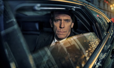 Hugh Laurie dalam serial Roadkill BBC David Hare.