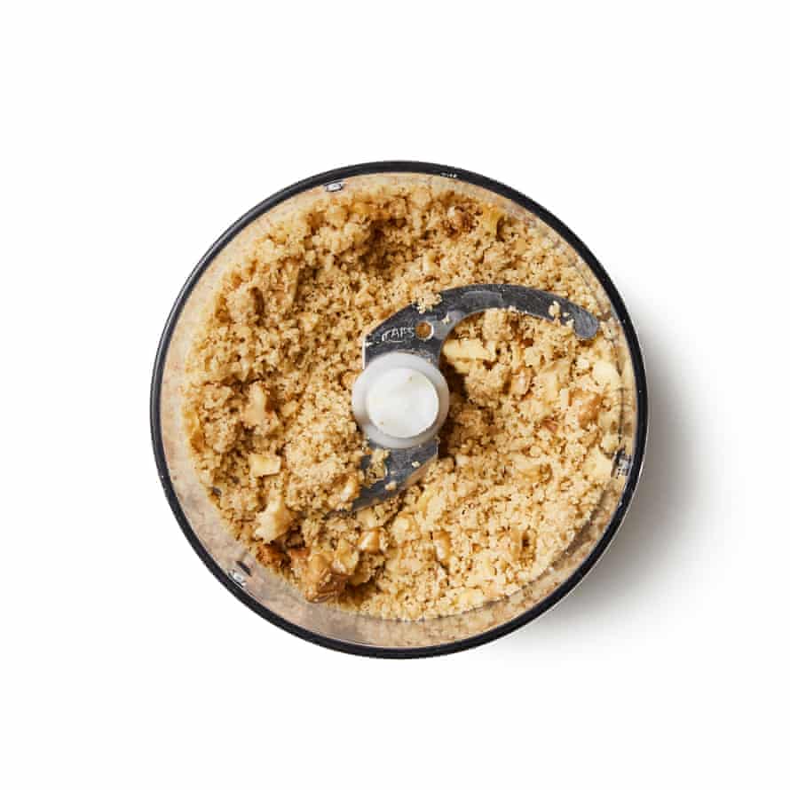 Felicity Cloake’s Baklava 03c Once you have your filo, shop-bought or homemade, and have decided on the nuts, you can start on the filling. Melt the butter. Coarsely grind or finely chop the walnuts until you have a chunky rubble (if using a food processor to do this, be careful they don’t turn into nut butter). Cut the pistachios into thin slivers – these will add crunch and colour to the finished pastries.