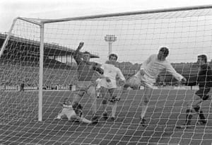 Mick Jones scores the winning goal for Leeds in the 1968 Fairs Cup final.