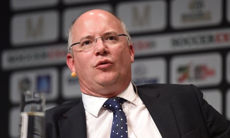 Shaun Harvey, the chief executive of the English Football League, has accepted the widespread opposition to including Premier League B teams in any newly-structured divisions