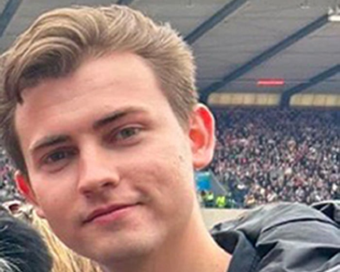 Glasgow University accused of failing student who killed himself on graduation day