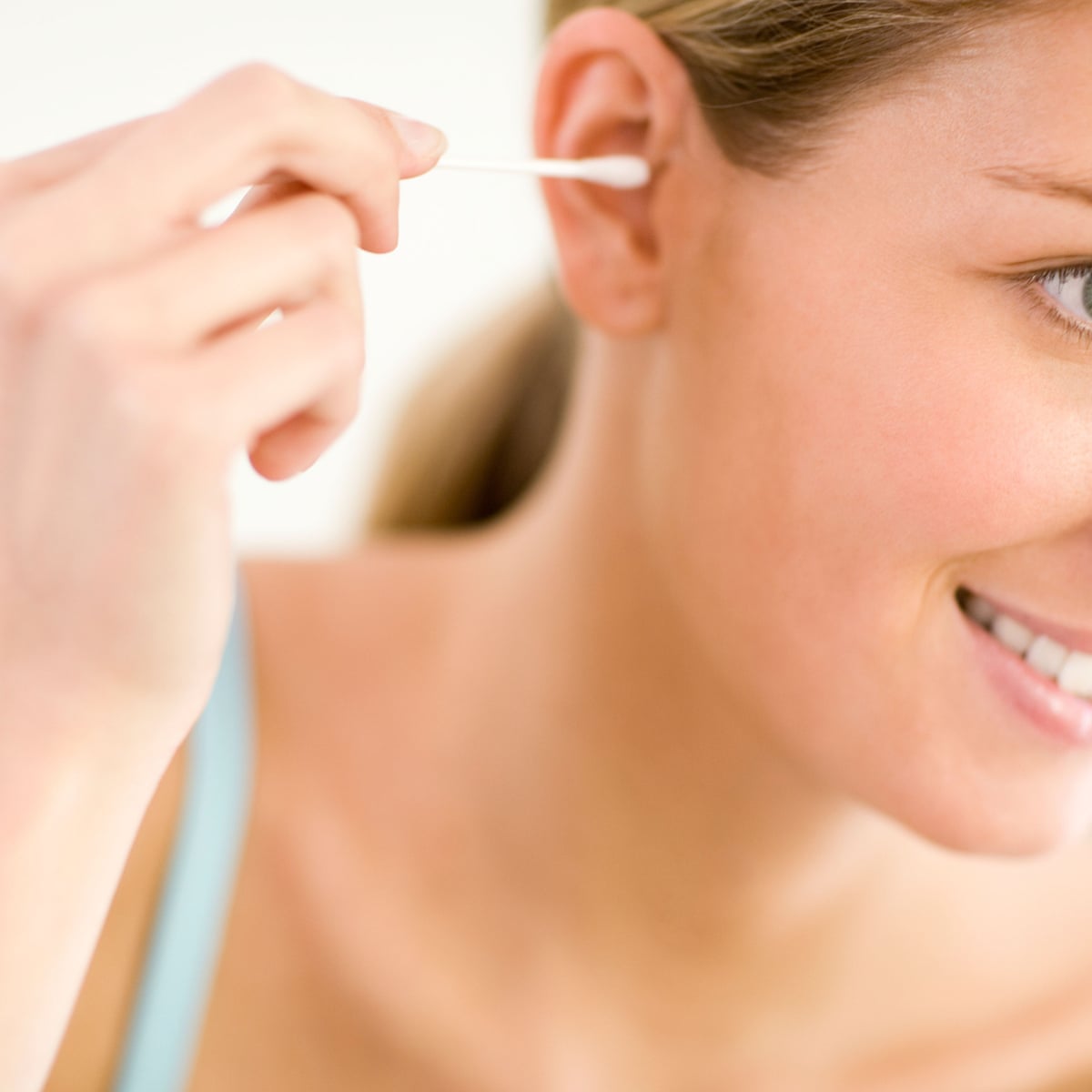 Removal Of Cotton Stuck Deep Inside The Ear Youtube