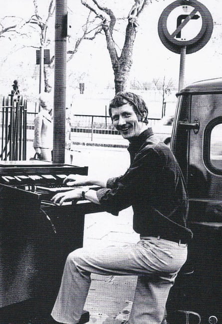 Few people outside the music industry knew the name of Alan Hawkshaw, but he preferred it that way. ‘I would have hated being a celebrity.’