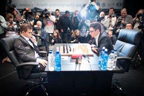 Caruana engole Anand com novidade teórica! 4a rodada das Olimpíadas de  Xadrez 2018 - Caruana x Anand 