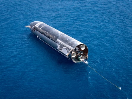 A SpaceX Starship floating off the coast of Christmas Island, Australia
