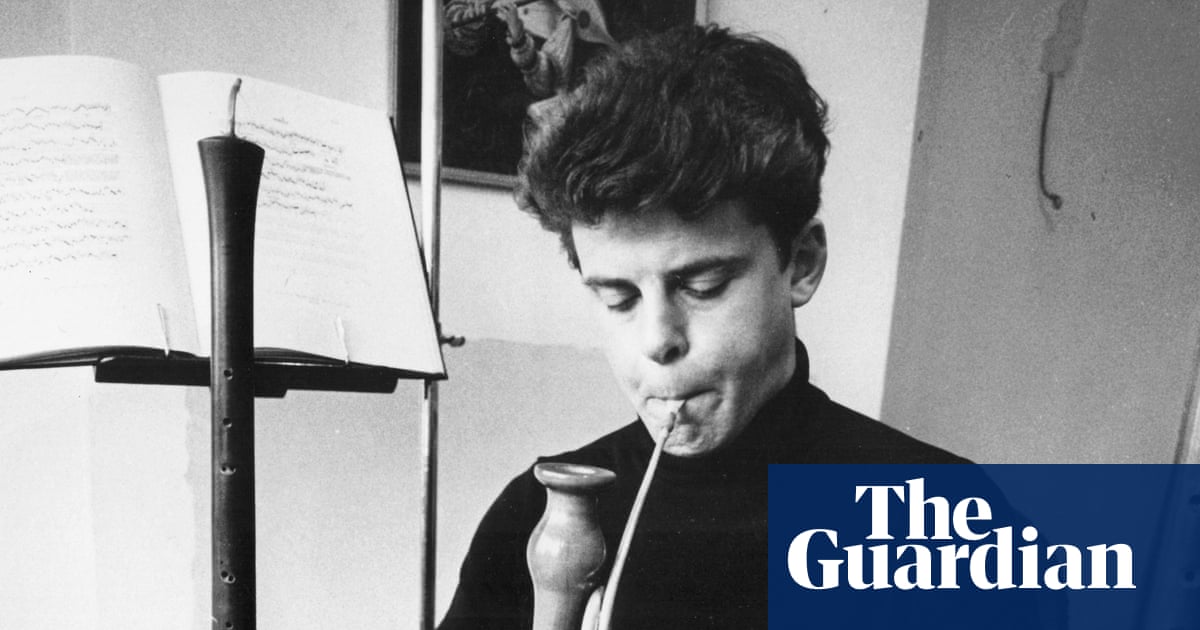 The connoisseur of the crumhorn, the showman of the shawm: the brilliance of early music pioneer David Munrow