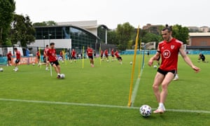 Fashion, or a cry for help?