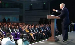 boris johnson on tip toes