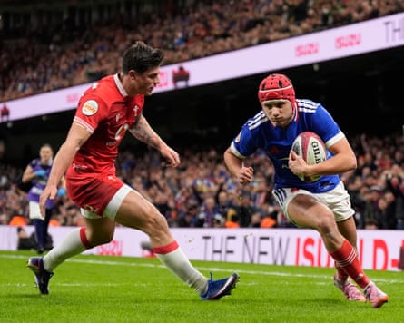 France’s Louis Bielle-Biarrey scores his side’s second try of the game against Wales