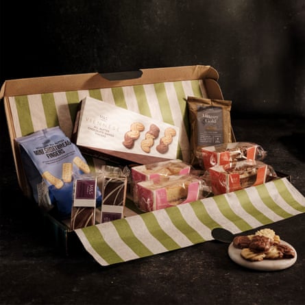 M&S Hampers the Afternoon Tea Letterbox Gift