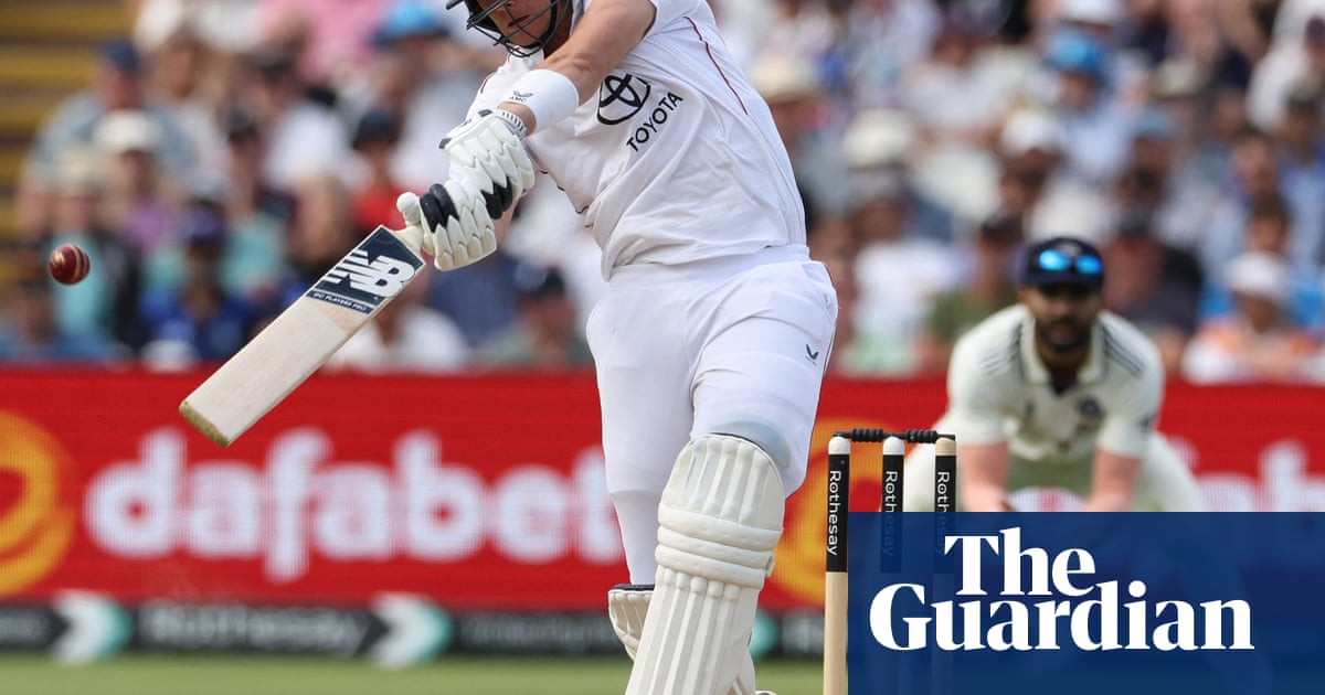 Jamie Smith's sensational century gives England hope but India seize their moment