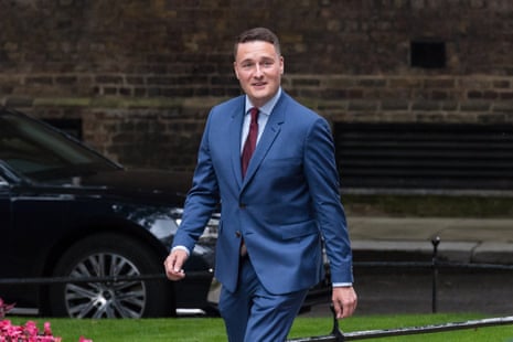 Wes Streeting arriving in Downing Street on Friday to be appointed secretary of state for health and social care by Keir Starmer.