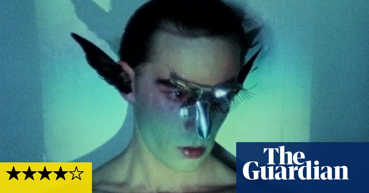 Ecco Movie Wiki 9 7500