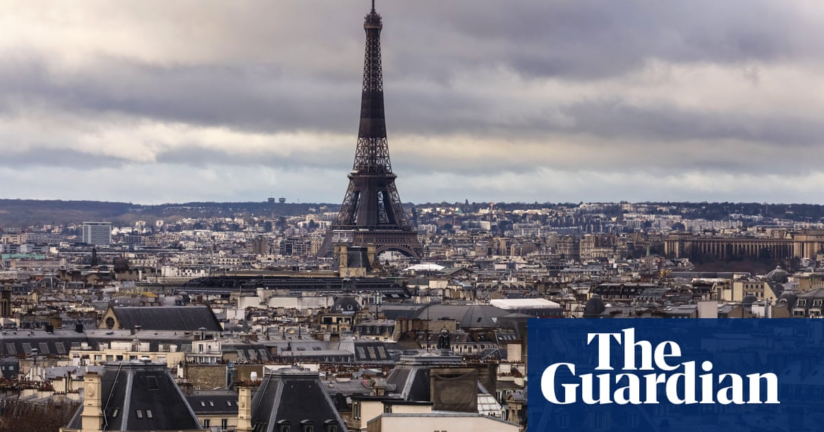 US lady in custody after allegedly throwing new child out Paris lodge window US lady in custody after allegedly throwing new child out Paris lodge window