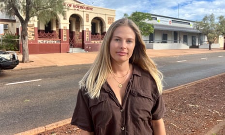 Eliza Kloser, a journalist with Ngaarda Media in Karratha, Western Australia, was stopped by police while taking photos from public land that captured the removal of the art from Murujuga on the Burrup peninsula.