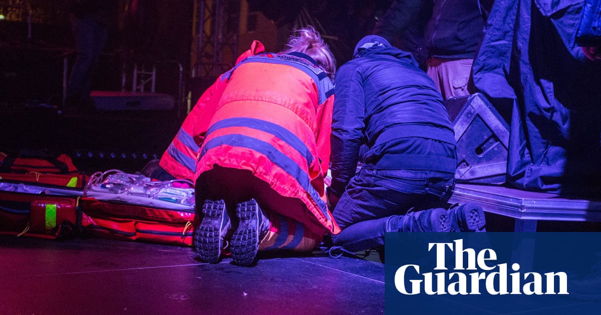 Gdańsk mayor stabbed on stage during charity event in Poland