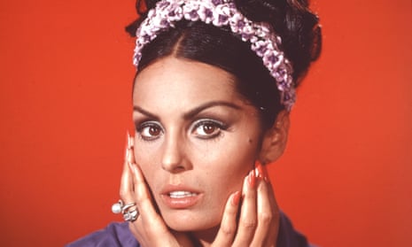 In the 1970s Daliah Lavi left the silver screen behind and started a new career as a singer. She was particularly popular in Germany.