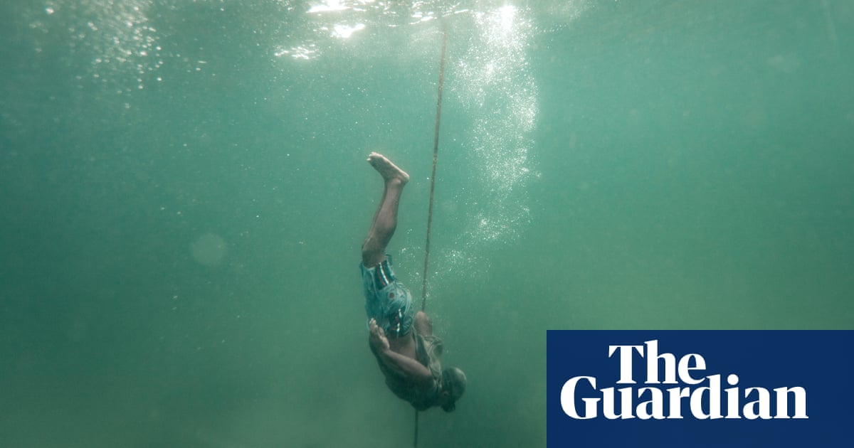 Living in Indonesia's marine protected areas - in pictures