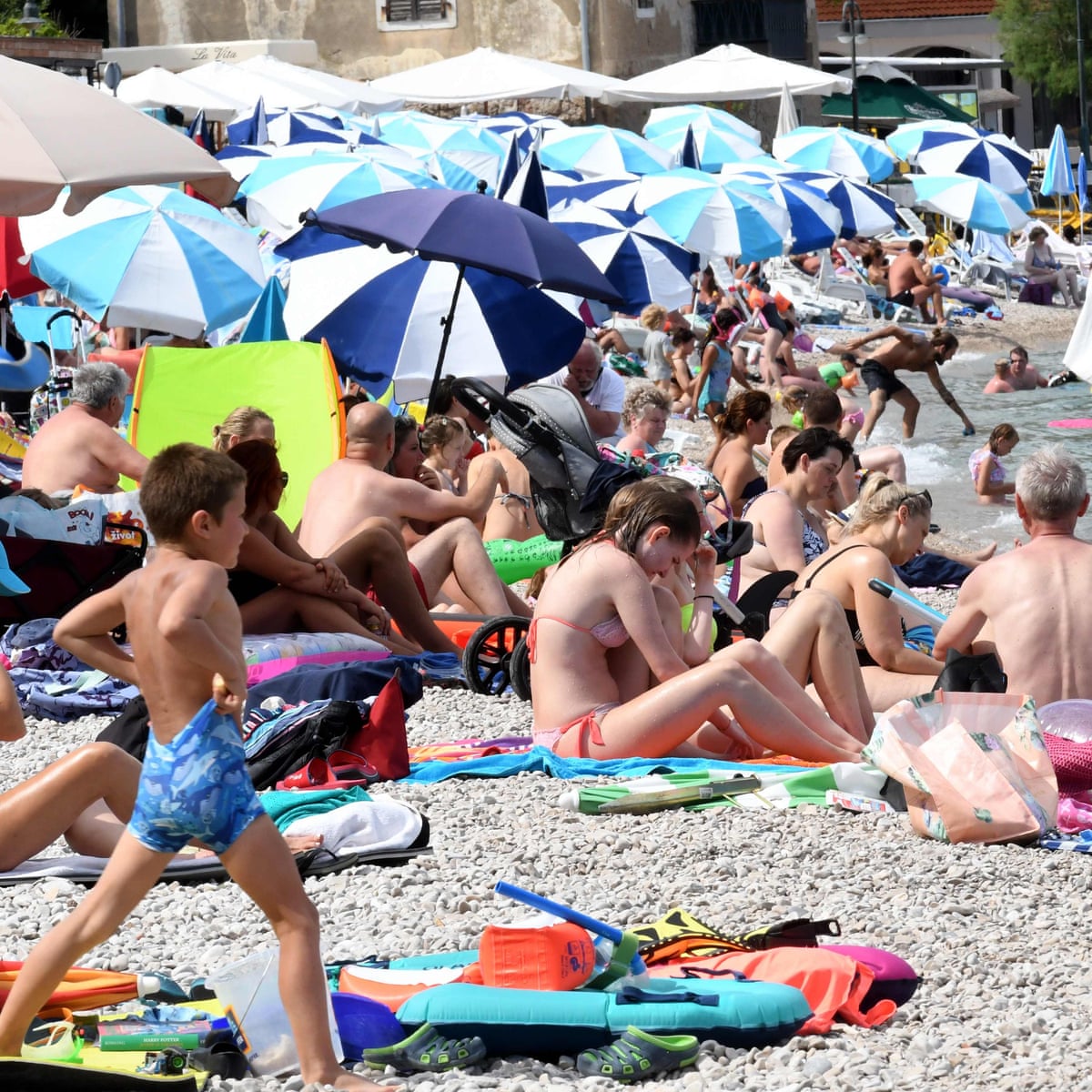Croatia Quarantine Ruling Prompts Scramble To Return To Uk Travel The Guardian