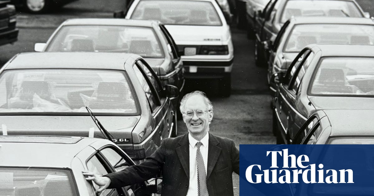 Sir Geoffrey Whalen obituary