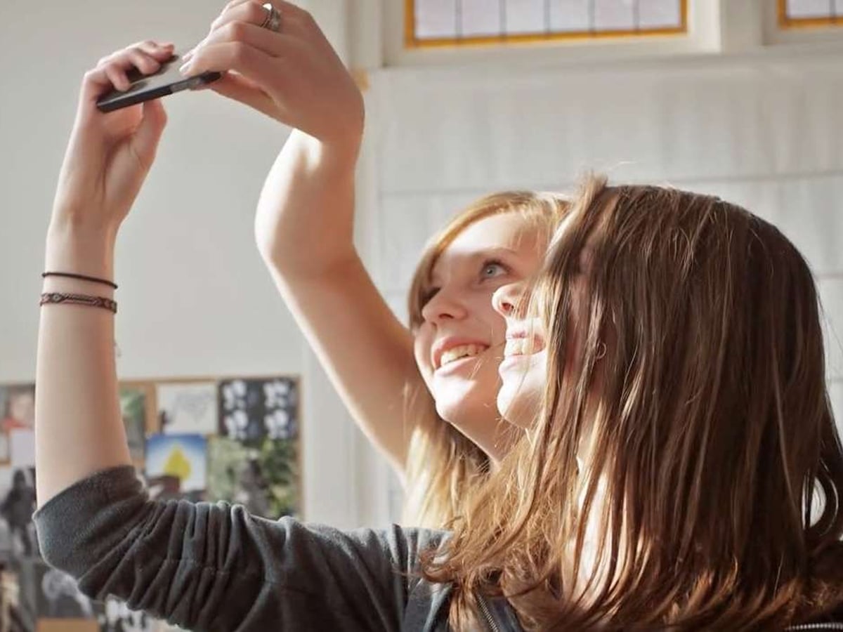 Fifty Apps That Are Reinventing Mobile Gaming Smartphones The Guardian - reinventing mobile gaming the kids ruin the family feast roblox youtube Fifty Apps That Are Reinventing Mobile Gaming Smartphones The Guardian - the kids ruin the family feast roblox youtube