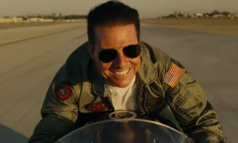 Top Gun 2: Tom Cruise in the official trailer for the sequel, Top Gun: Maverick.