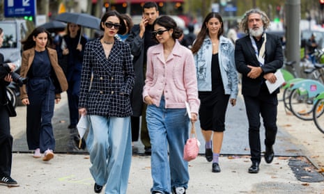With the clothing crisis, the streets of Paris no longer look the same