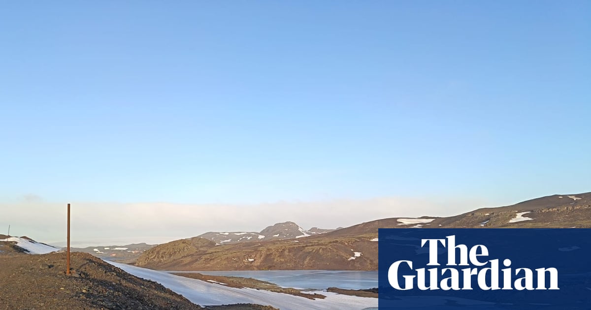 Record winter temperatures in Antarctic raise fears over speed of climate breakdown