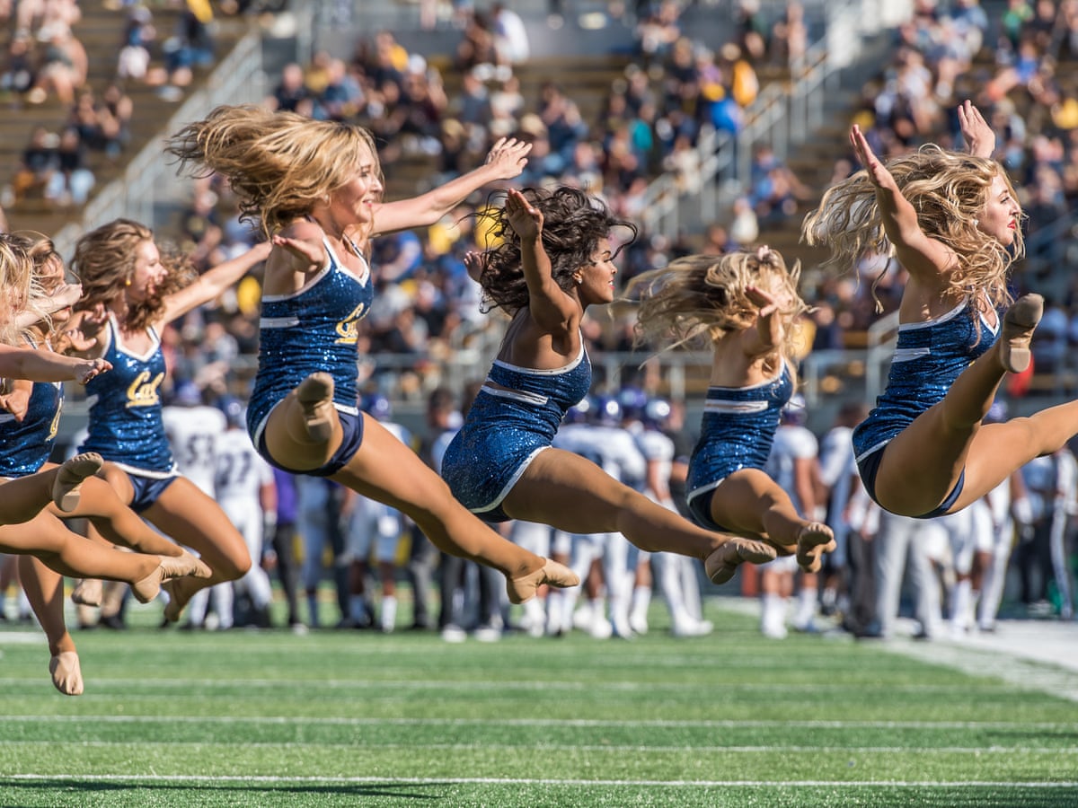 Nfl Cheerleaders Wardrobe Failure nfl-cheerleaders-wardrobe-failure