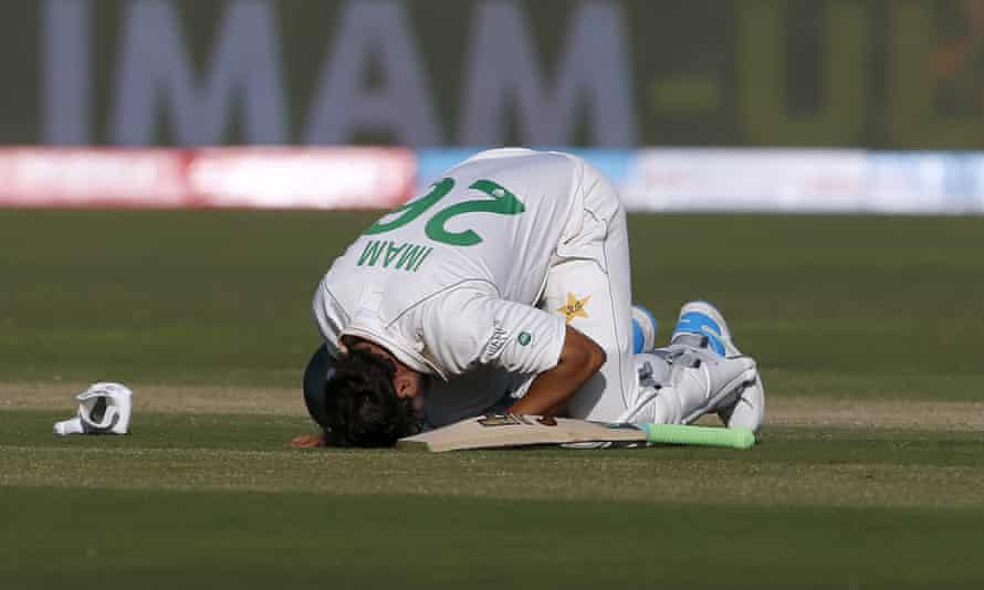 Imam-ul-Haq kisses the ground after scoring a century for Pakistan