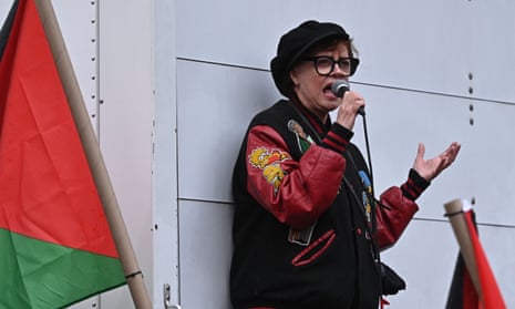 Susan Sarandon speaks at pro-Palestinian rally in New York City