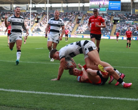 Davy Litten scores a try for Hull FC at the MKM Stadium
