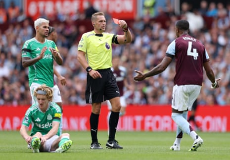 Ezri Konsa is sent off!