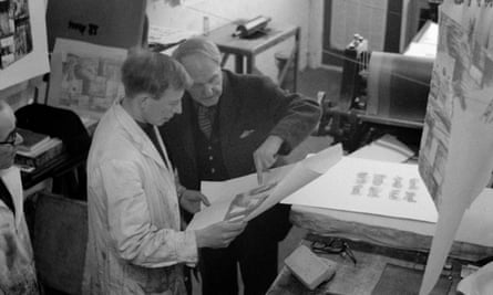 Stanley Jones, left, with Henry Moore, studying a lithographic proof in the early 1960s at Curwen Press in east London.