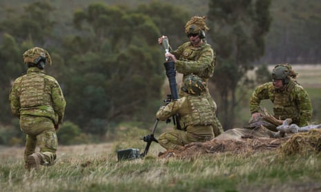 Australian soldiers preparing to fire mortars at Puckapunyal training area, Victoria, 17 May 2018. 