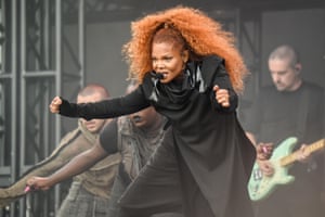 Janet Jackson on the Pyramid Stage