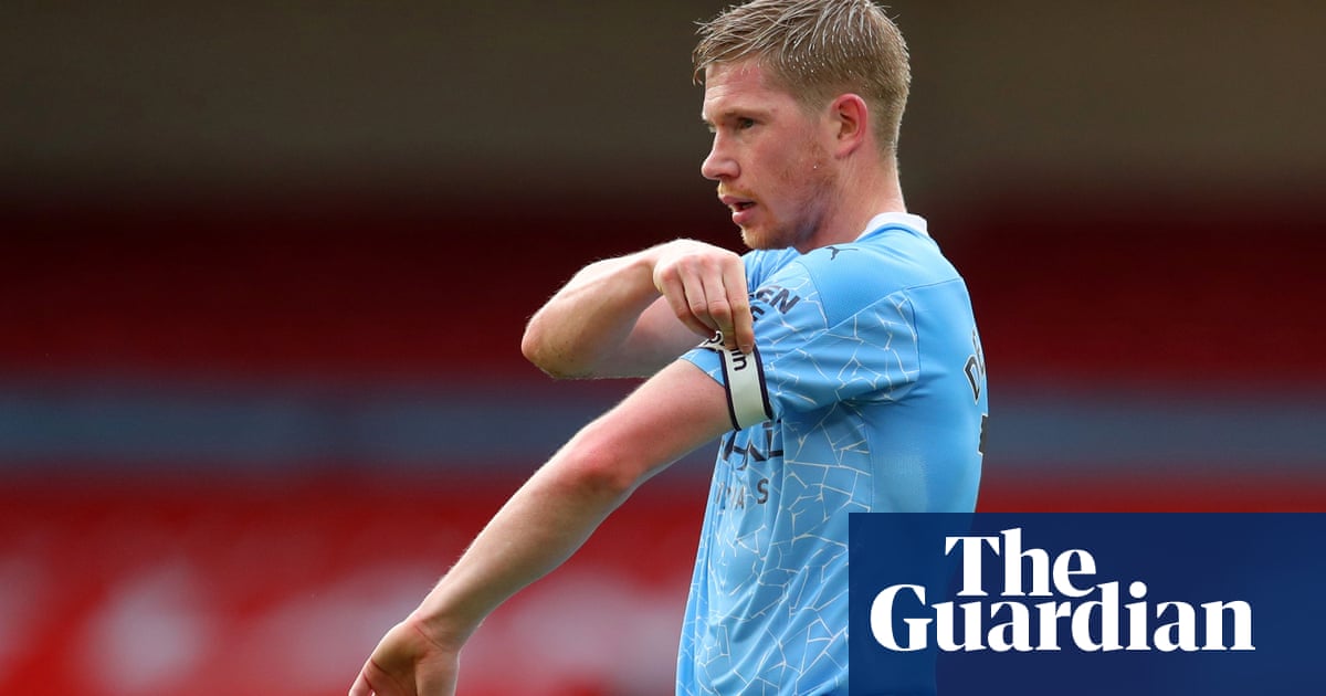 Kevin De Bruyne in talks with Manchester City over new contract