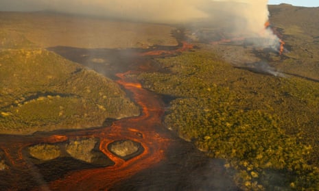 Galapagos lava – Pahoehoe and Aa lava  Galapagos Islands and Ecuador  Travel Blog