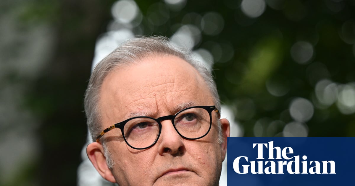 Politicians Gettin' Pressed? No Surprise When You Outta Touch With the Streets