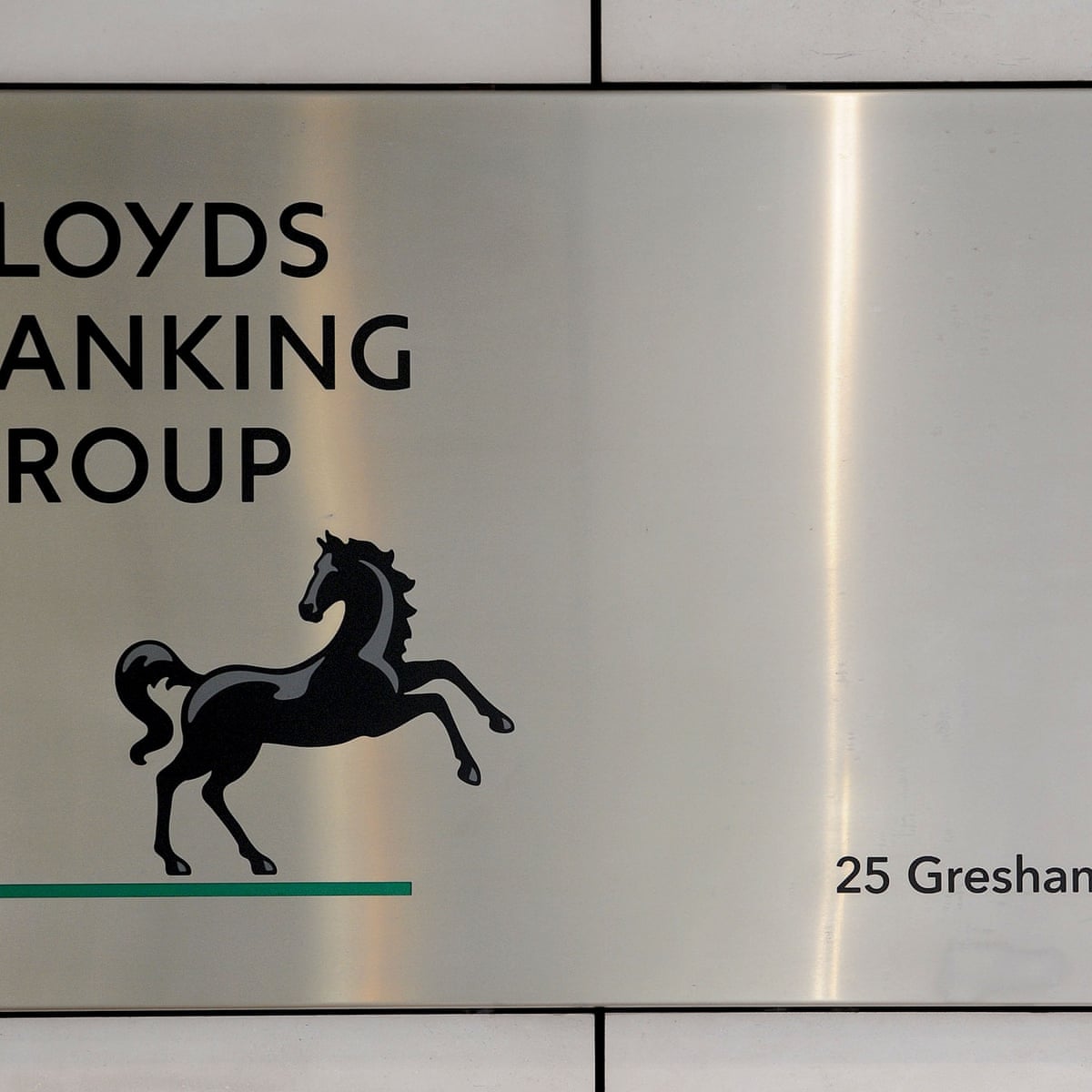 Lloyds Rushes To Fix Flaw That Stopped Firms Receiving Covid Loans