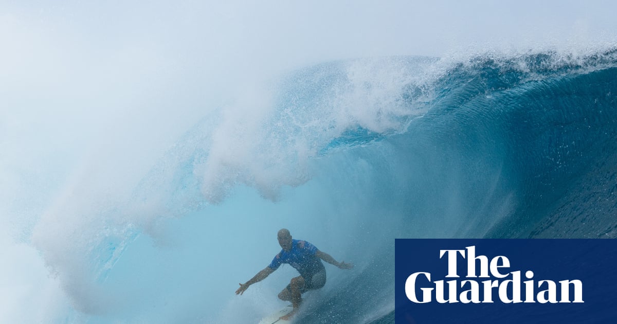 Kelly Slater, 54, rolls back years with near-perfect surf in monster Tahiti swell