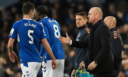 After a decent start under Sean Dyche, Everton are second bottom and woefully out of form.