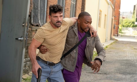 Frank Grillo and Anthony Mackie in Point Blank