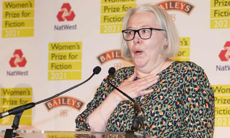 Susanna Clarke accepting the Women’s prize 2021 for Piranesi
