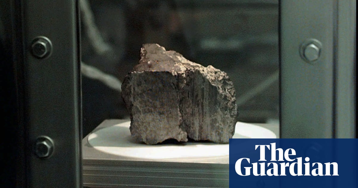 New study of 1980s Mars meteorite debunks proof of ancient life on planet