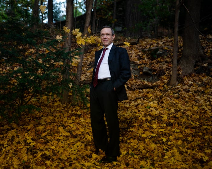 The Harvard astronomer dubbed Trump’s chief alien hunter starts by assuming UFOs human-made