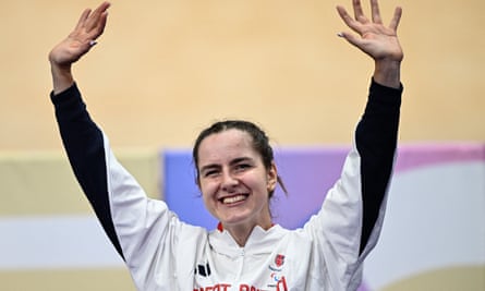 Daphne Schrager celebrates after winning the silver medal in the women’s C1-3 3,000m individual pursuit.