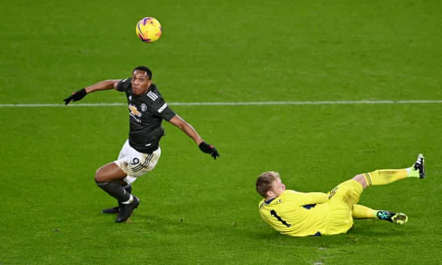 Anthony Martial nips in ahead of Aaron Ramsdale to score a long-awaited league goal.