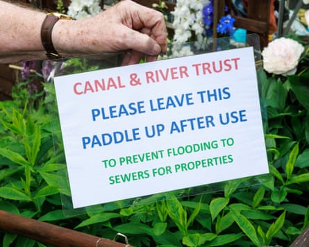 One of the homemade signs put up on the canal by ‘Ken’.